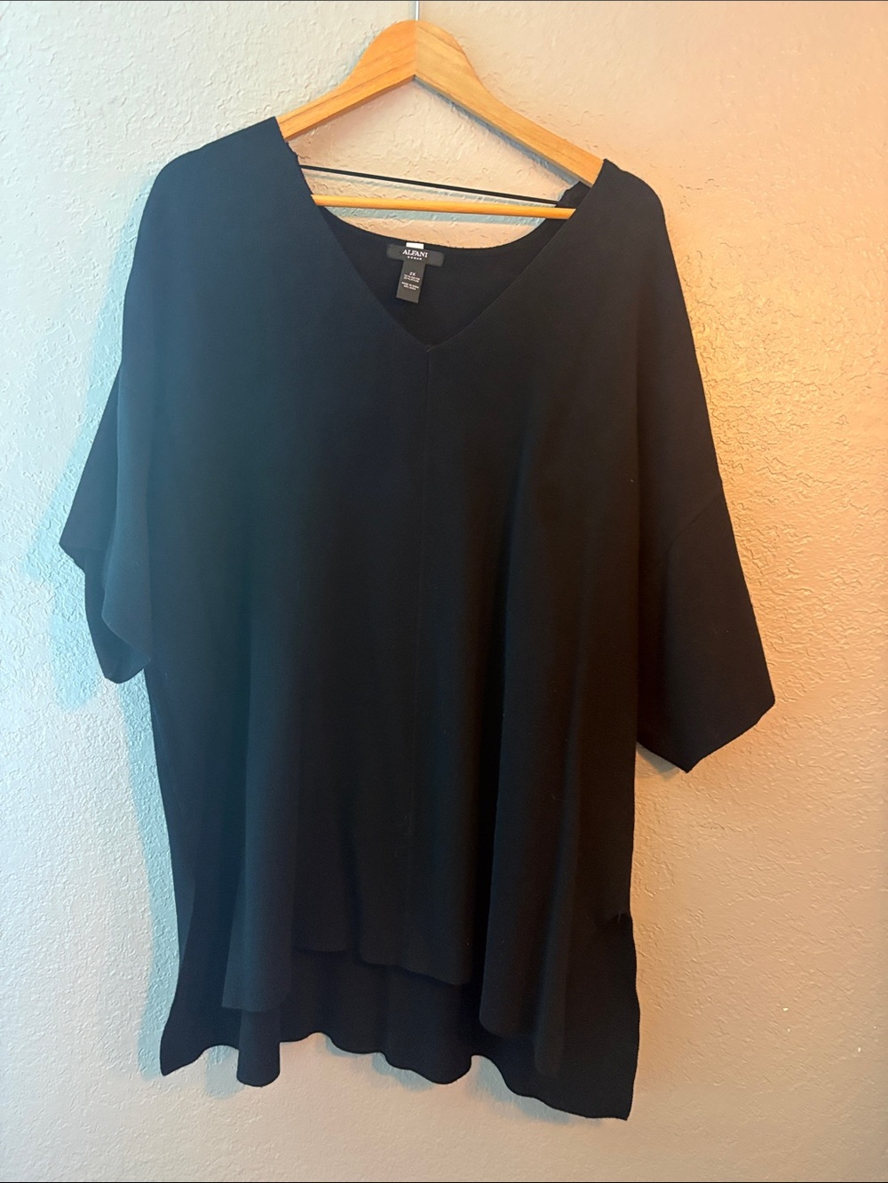 Alfani Black V-Neck Relaxed Tunic sweater